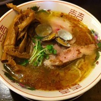 「中崎壱丁塩らーめん肉そば（￥680）」@麬にかけろ 中崎壱丁 中崎商店會1-6-18号ラーメンの写真