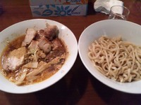 「つけ麺・アブリ・魚粉」@メガガンジャの写真