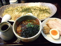 「醤油つけ麺(750円)中盛(100円)三種ミックス(250円」@らぁめん達人の写真