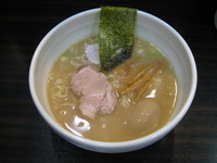 「塩ラーメン（新味）＋味玉：６５０円＋１００円」@入谷製麺の写真