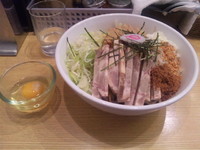 「油そば（並）　750円＋油そばトッピング　200円」@新橋 大勝軒の写真