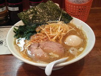 「ねぎラーメン+味玉」@らーめん 㐂輪 元住吉店の写真