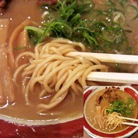 「徳島ラーメン（並）600円（生卵サービス）」@ラーメン東大 京都店の写真