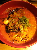 「TAO赤　味玉【950円】」@IPPUDO TAO TOKYOの写真