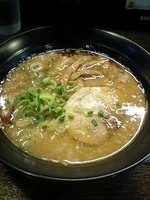 「凝縮拉麺（７００円）」@革命的ラーメン 新世紀の写真