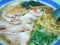 「チャーシュー麺（￥５００／開店価格　通常￥７００）」@背脂専門 スーパーラーメンポラリスの写真