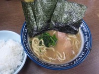 「半ラーメン￥500+ライス￥50」@吉祥寺 武蔵家の写真