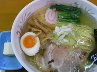 「地鶏支那そば塩+倉島バター」@支那そば 阿波家の写真