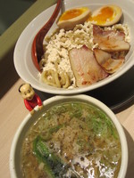 「秋薫る燻製つけ麺」@麺や 七彩 東京駅の写真