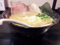 「とりそば２号７００円＋叉焼増し２００円」@麺堂 稲葉の写真