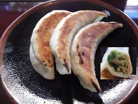 「餃子　3個　190円」@麺's たぐちの写真