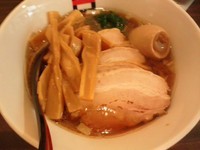 「醤油らーめん＋特製」@麺処 hachiの写真