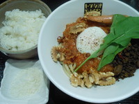 「自家製ボロソースまぜそば ミニごはん付き＋チーズ」@トリシオブットイメン 井の庄の写真