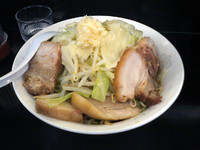 「豚増しそば しょうゆ味(800円)」@潮中華 KAZEの写真