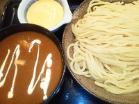 「濃熟チーズカレーつけめん大盛（冷やもり）＋スープ増し＋半ライ」@三ツ矢堂製麺 大山店の写真