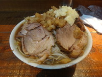 「豚ラーメン(全マシ)」@ラーメン荘 その先にあるものの写真