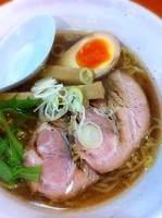 「醤油ラーメン」@爆じゅう餃子 餃点の写真