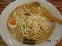 「どん国らーめん　590円＋味付け玉子　100円」@らーめん どん国の写真