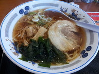 「しょうゆラーメン 350円」@山田うどん 指扇店の写真