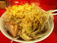 「ラーメン小+辛ネギ（ヤサイマシニンニク）【600円】」@がってんの写真