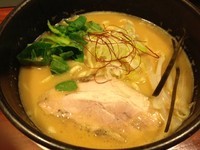 「ごま味噌ラーメン」@旬麺しろ八の写真