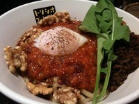 「【限定】まぜそば 650円（ミニごはん付き）」@トリシオブットイメン 井の庄の写真