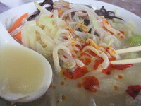 「特製湯麺８８２円」@塩山館食堂の写真