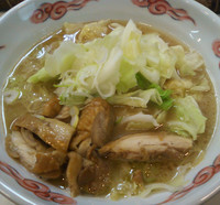 「とり二郎（鶏マシ、カラメ）」@とり麺や五色の写真