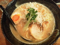 「濃厚ラーメン」@みつ星製麺所 福島本店の写真