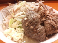 「豚ラーメン（ニンニクアブラ）」@ラーメンエース 八王子店の写真