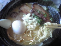 「とりそば＋炙りチャーシュー（３００円）＋玉子（１００円）」@麺堂 稲葉の写真