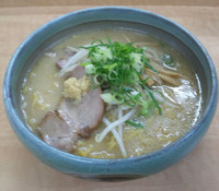 「味噌らーめん￥７００（記念価格￥６００）」@麺屋 彩未の写真