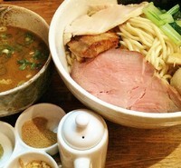 「特製つけ麺300g800円スペシャルトッピング280円」@麺や 福一の写真