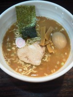 「らーめん（煮干し醤油味）　￥６５０円　（味玉サービスCP)」@入谷製麺の写真