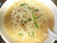 「みそラーメン　「320円（開店記念価格）」」@ラーメン 尾ばなの写真