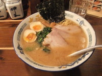 「特製中華そば（油多め）」@大雪軒 新百合ヶ丘VIVRE店の写真