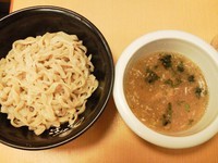 「塩つけ麺」@塩専門 ひるがお 東京駅店の写真