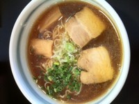 「醤油らーめん」@らーめん まぜそば てっぺん 春日井店の写真