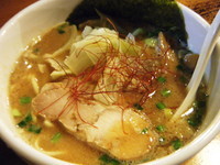 「11月限定・ピリ辛みそらーめん800円」@鶏の穴の写真