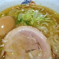 「塩らーめん 琥珀+味玉（定期券）　780円」@塩逸品 五代目けいすけ 本店の写真