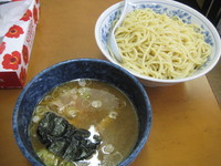 「特製もりそば750円＋大盛り400g 50円」@大勝軒 三軒茶屋店の写真