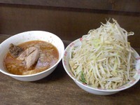 「大豚つけ麺、ラー油抜き、６００、野菜マシまし」@蓮爾 さんこま店の写真