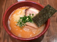 「鶏白そば 赤」@麺屋たつみ 喜心 狭山店の写真