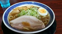 「魚介豚骨ラーメン小６８０円」@らーめん伏竜 本店の写真