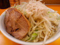 「ラーメン　650円（ニンニク少し+アブラ）」@ラーメンエース 八王子店の写真