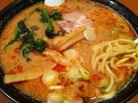 「ゴマ担らーめん 750円」@らーめんドラゴン 赤塚店の写真