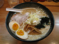 「札幌味噌 味玉入り：800円」@北海道らーめん 飛来の写真