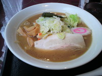 「野菜ラーメン(中盛）880円」@三ツ矢堂製麺 中目黒本店の写真