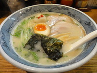 「熟成塩らーめん大盛￥750　チャーシュー(無料クーポン)」@らーめん しおの風 本店の写真