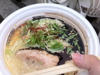 「なんつッ亭 × ZUND-BAR マー油×鶏油 とんこつ魚介」@東京ラーメンショー2011の写真